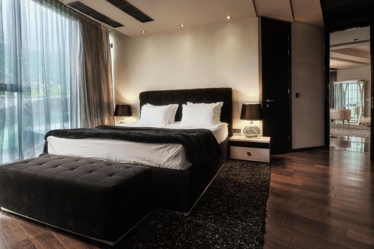 Hotel Emirates Szófia Kültér fotó