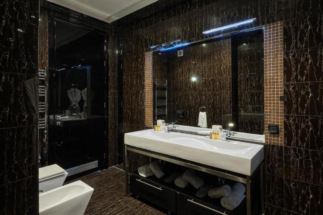 Hotel Emirates Szófia Kültér fotó